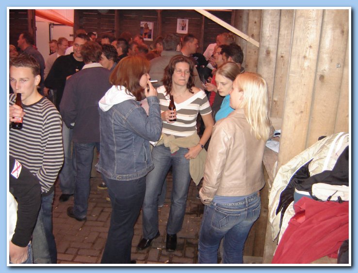 kermisborrel en tuin etc 050